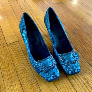 Unique Detailed fab opulent fabric Aerosoles!
